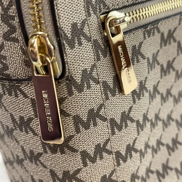Michael Kors Jessa Back Pack - Picture 6 of 6